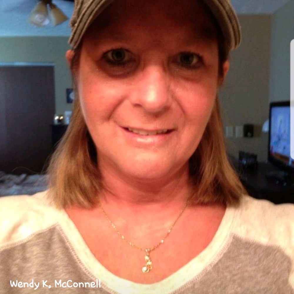 Meet your Posher, Wendy